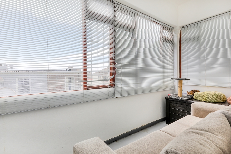 To Let 2 Bedroom Property for Rent in Green Point Western Cape